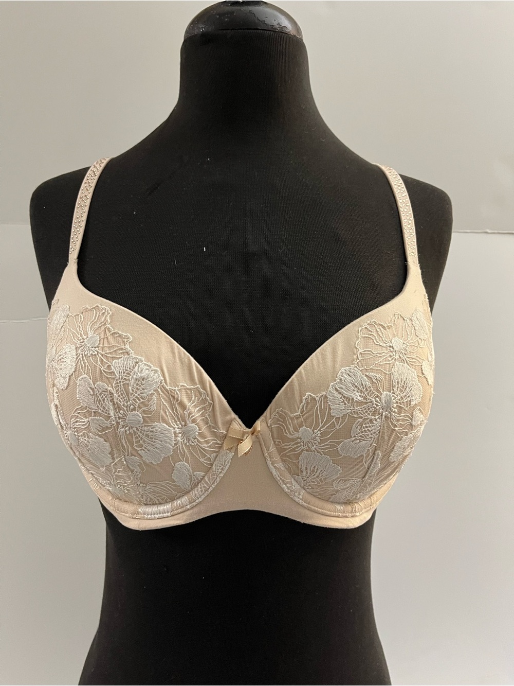 Victoria's Secret Beige Bra with White Floral Embroidery